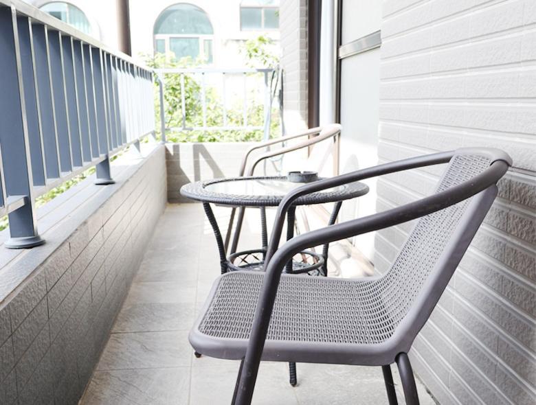 Breeze And Waves Hostel Jinning Exterior foto