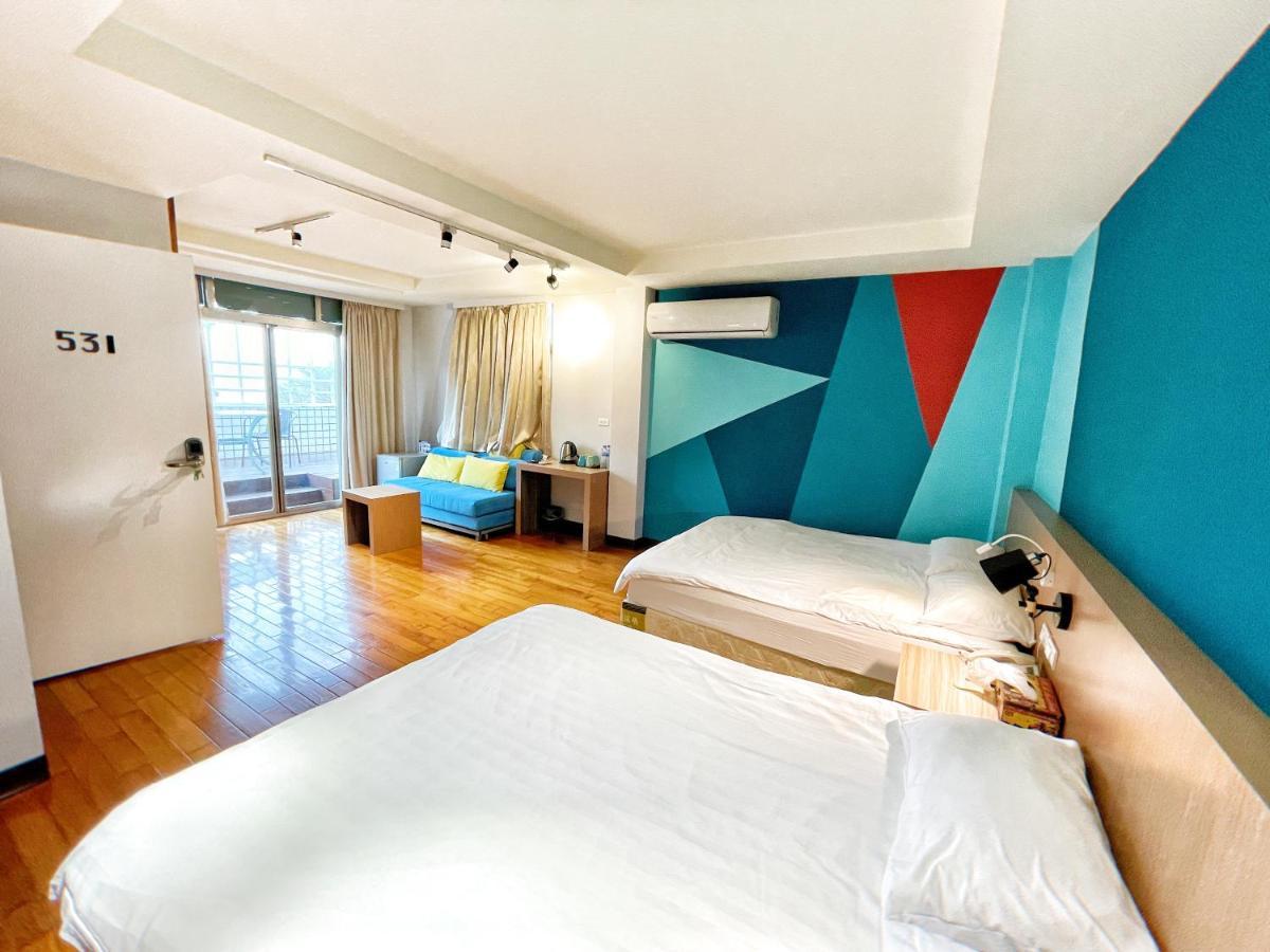 Breeze And Waves Hostel Jinning Exterior foto